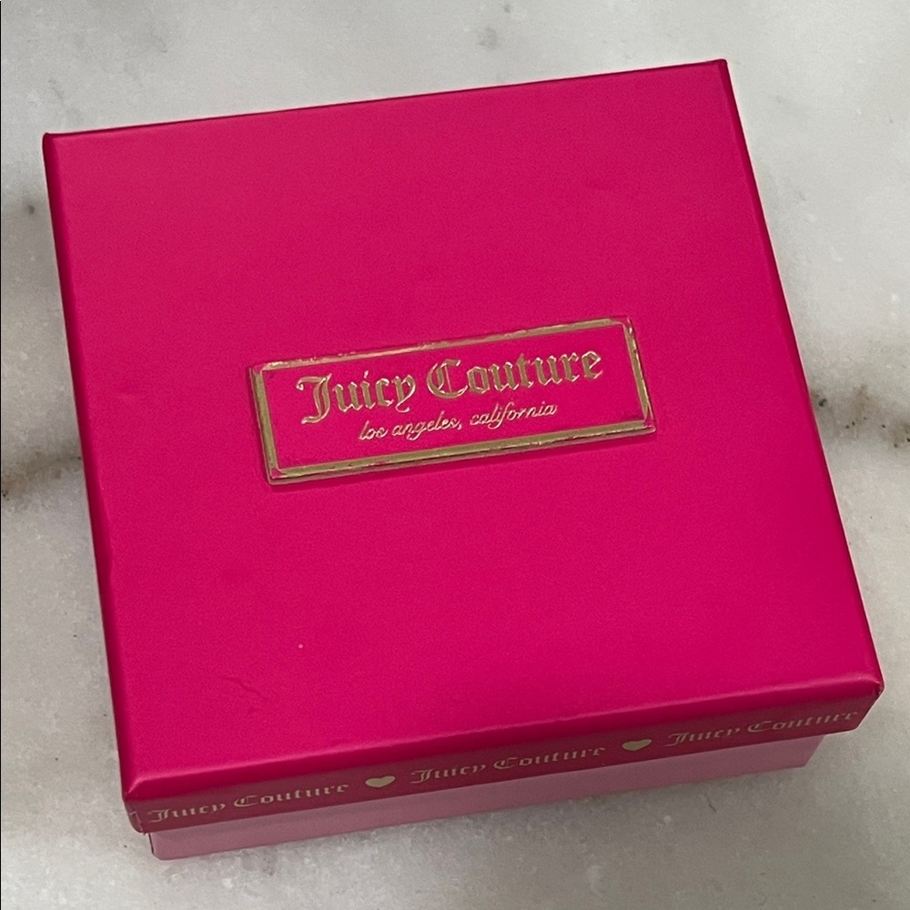 Juicy Couture Gold Tone Puffy Heart Pendant Long Necklace 28in - Picture 6 of 7